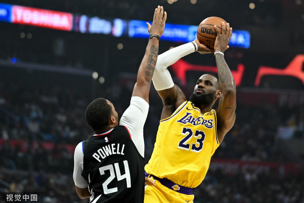 精神鼓舞以 精神鼓舞以