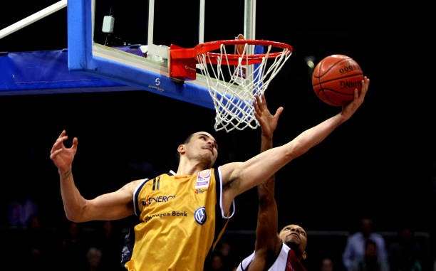 从战术角度 从战术角度